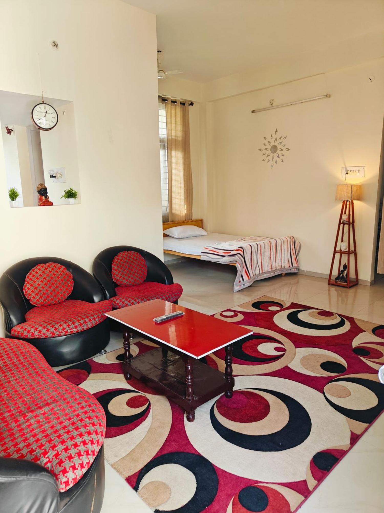 Ava Homestay Indaur Exteriér fotografie
